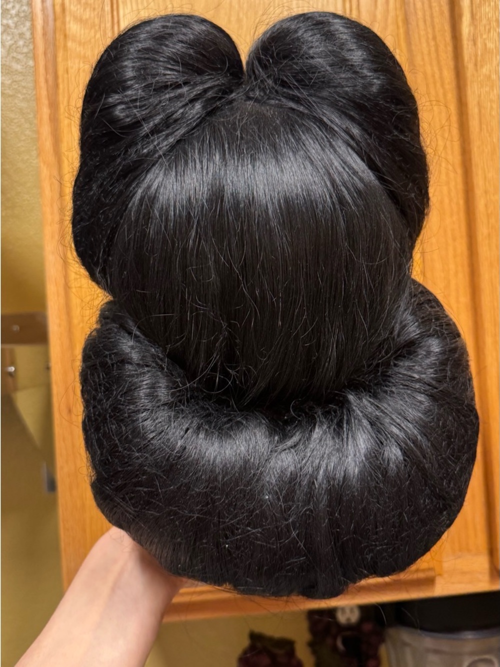 Black Vintage-Inspired Gothic Women's Wig - Picture 13 of 17